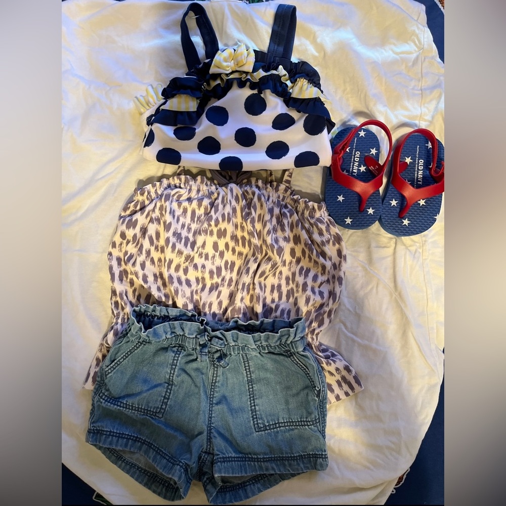 Summer Baby Girl Bundle: 2 swimsuits, 1 pair of denim shorts and baby sandals.